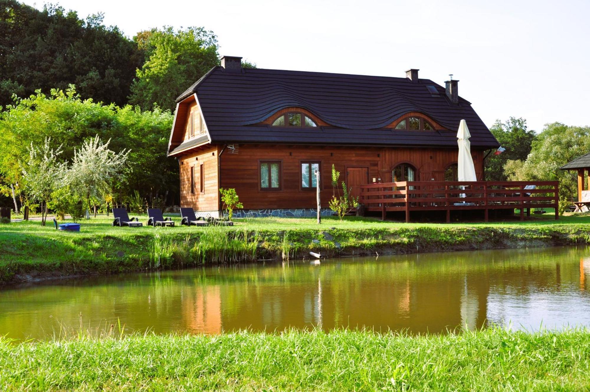 Dom Nad Rozlewiskiem Zamość Exteriör bild
